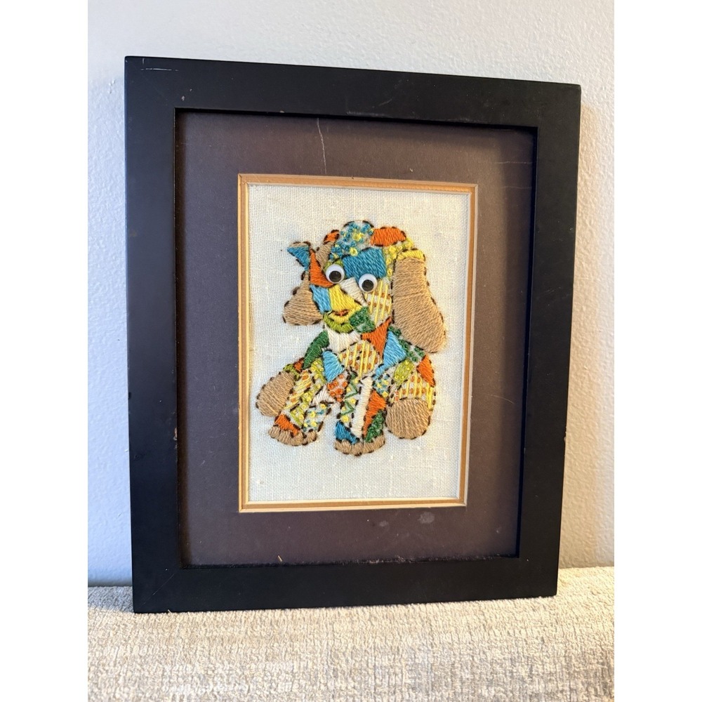 VTG‎  Crewel Elephant w/Wiggle Eyes Needlecraft Embroidery Picture Frame 70"s